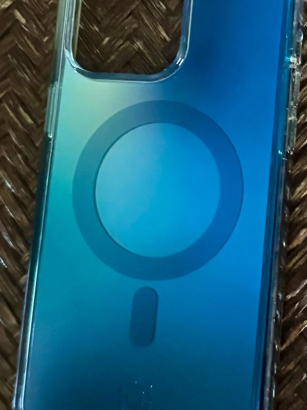 Incipio Forme MagSafe Case for iPhone 15 Pro Max - Iridescent Green/Blue Fade